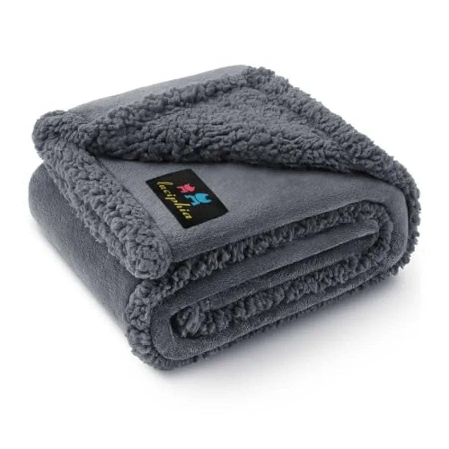 Waterproof Pet Blanket, Liquid Pee Proof Dog Blanket for Sofa Bed Couch, Reversible Sherpa Fleece Furniture Protector Cover for